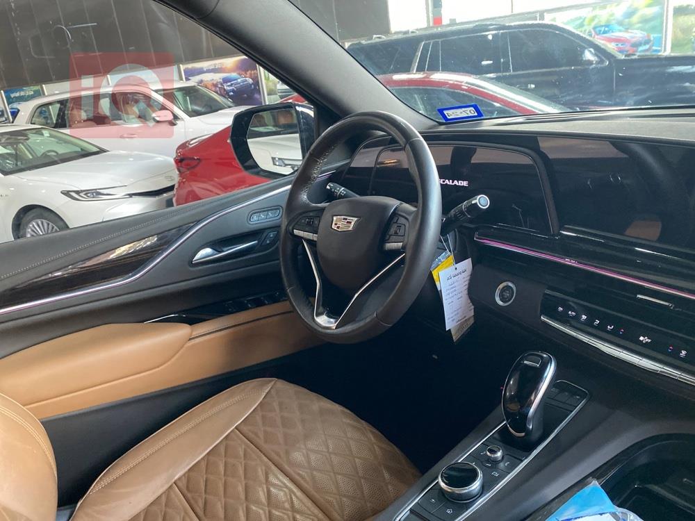 كاديلاك اسكاليد